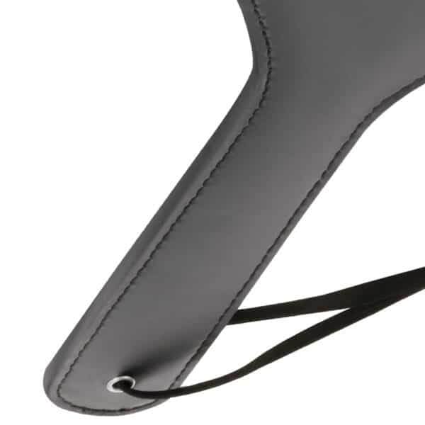 PADDLE NOIR EN CUIR VEGAN EN FORME DE COEUR Paddle 26 € sur AnVy.fr, le loveshop engagé