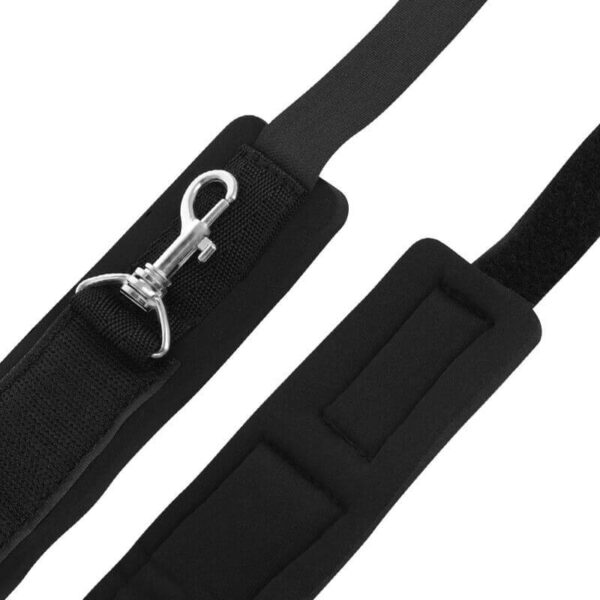 ATTACHES BDSM POUR PORTE - DARKNESS Bondage 43 € sur AnVy.fr, le loveshop engagé