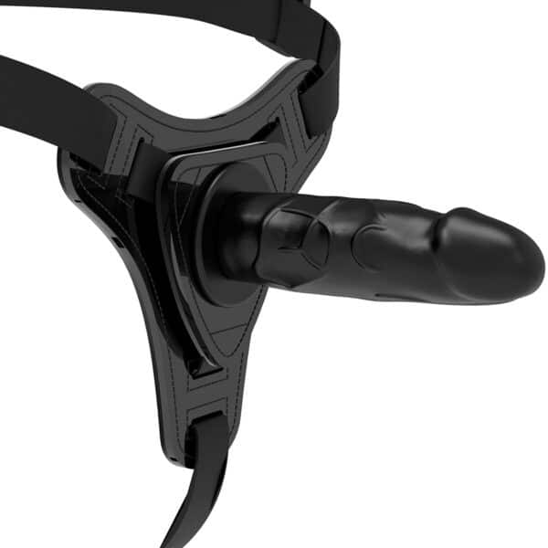 GODE CEINTURE NOIR RÉALISTE 16CM - FETISH SUBMISSIVE Godes ceintures 40 € sur AnVy.fr, le loveshop engagé