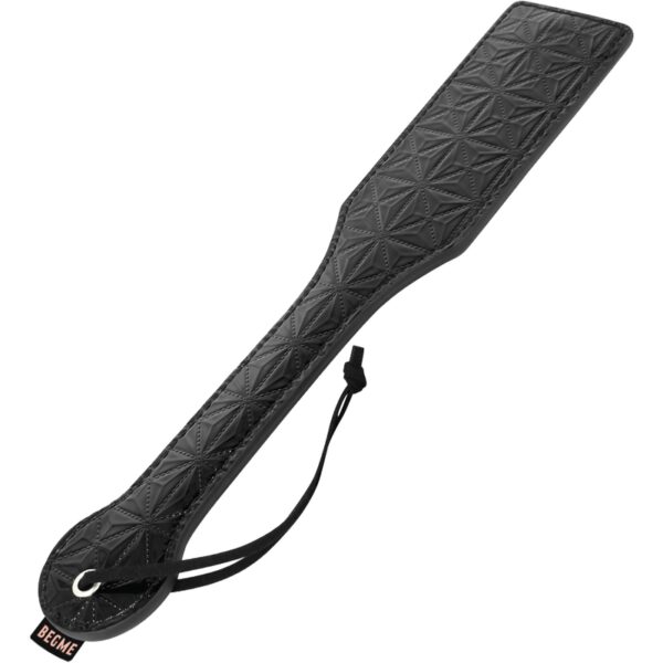 PAGAIE BDSM EN CUIR VÉGÉTAL NOIR - BEGME Paddle 26 € sur AnVy.fr, le loveshop engagé